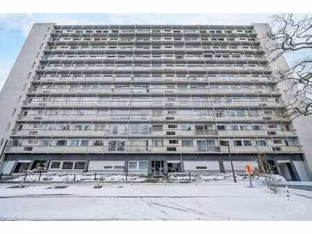 joli appartement idéalement situé dans une copropriété bien