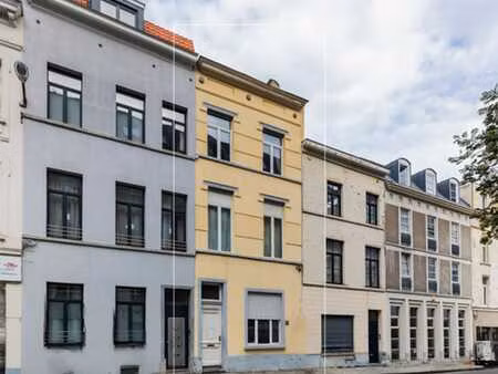 ixelles  maison de rapport - investissement stratégique