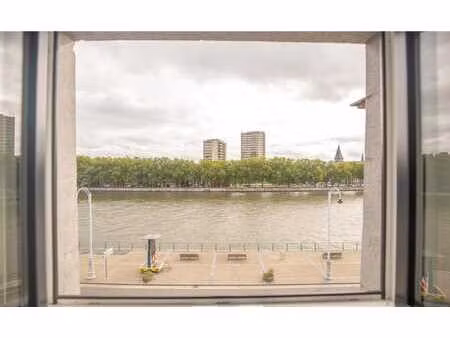 duplex  90 m² 2 chambres  2 salles de bain