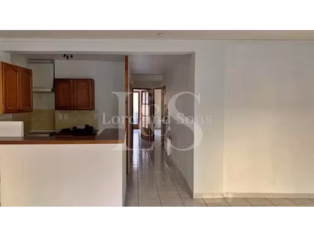 vente appartement 3 pièces 71 m² à malaucène (84340)  236 000 €