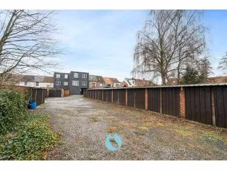 6 garageboxen te koop in wondelgem