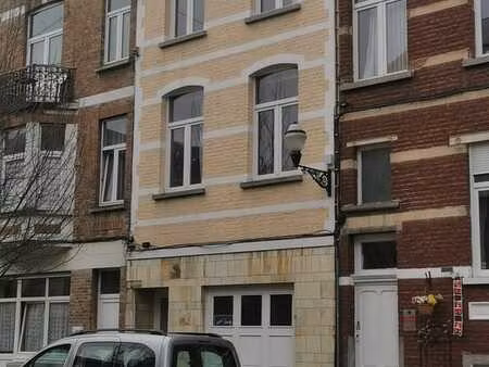 maison 122 m²  cour  garage  4 chambres