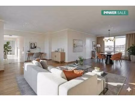 penthouse très spacieux de 279 m² à vendre à roeselare