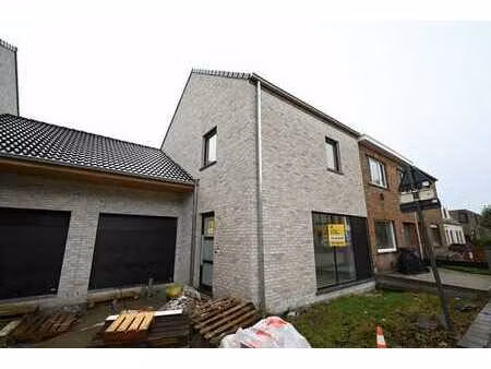 laatste! afgewerkte nieuwbouw woning tussen veltembos & g...
