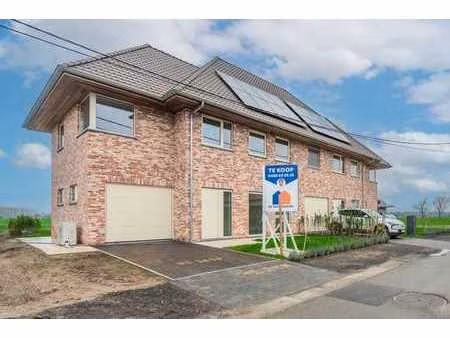 rustig wonen met weids uitzicht in een moderne ben-woning