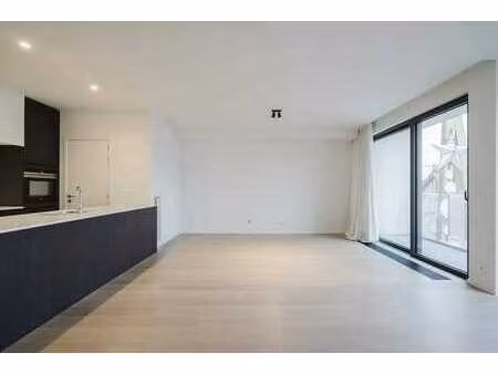 appartement chic récent à louer au cœur de courtrai