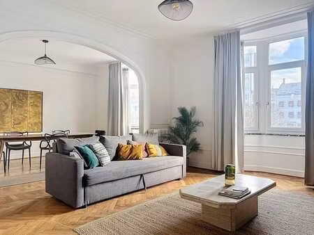 boulevard de waterloo - appartement meublé 2 chambres