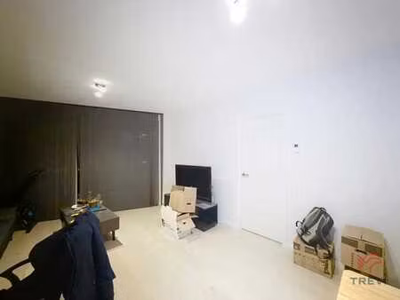 appartement 1 chambre dans le projet « canal wharf »