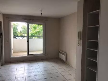 location appartement 2 pièces à nantes (44000) : à louer 2 pièces / 29m² nantes