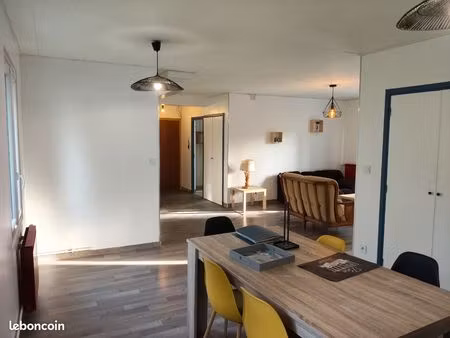 t3 avec parking sécurisé