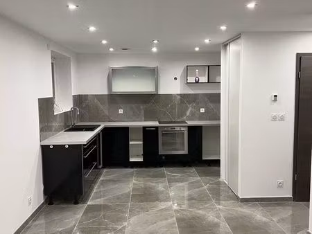 appartement t4 neuf 75m2 + 400m2 de jardin privatif