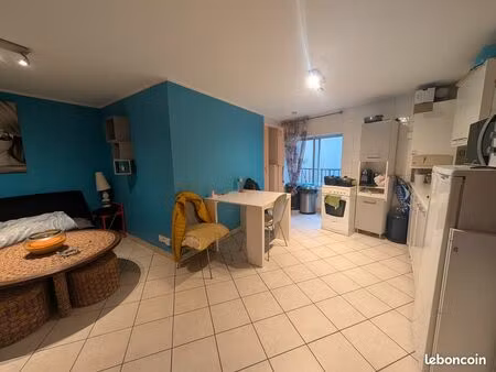 centre-ville ambérieu - t2 duplex meublé