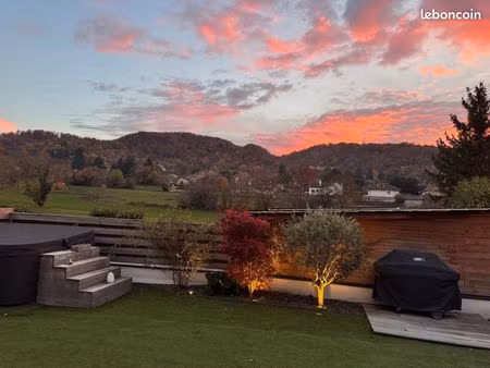 rare à la location – maison d’architecte meublée – vue dégagée – calme absolu