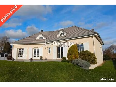 maison 6 pièces 226 m²