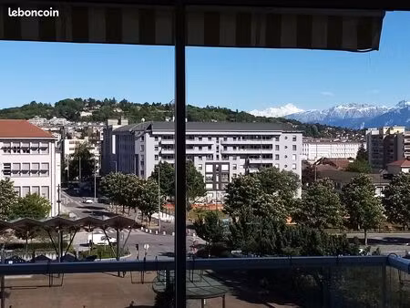 t2 meublé centre ville vue m. blanc