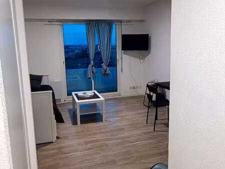 loue studio meublé cholet