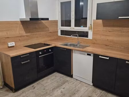 appartement rénové - cuisine équipée