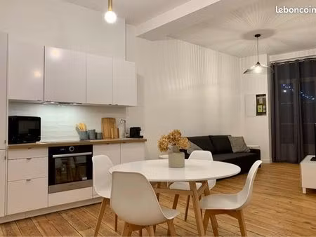 charmant t2 hyper centre capitole/fermat