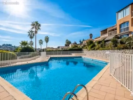 location meublée maisonnette de 2p avec parking