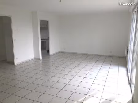 villa 4 pièces 87 m²