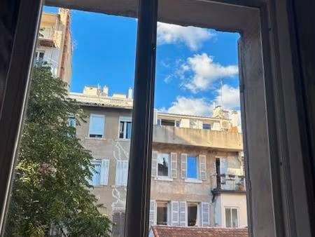 t1 meublé lumineux et très calme – charges comprises – marseille 5e (quartier eugene pierr