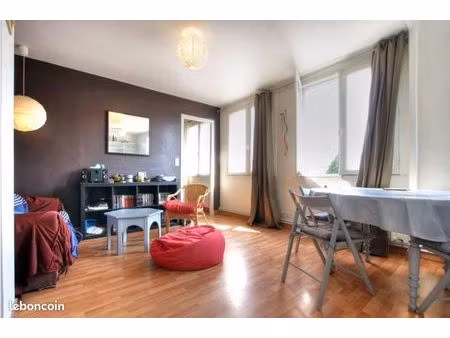 apparemment t2 35m2- meublé - proche fac de droit