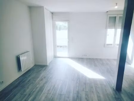 t3 60m2 avec petit jardinet