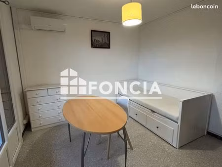 studio 1 pièce 15 m²