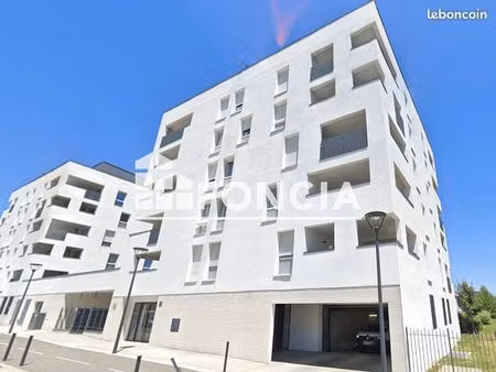 appartement 4 pièces 80 m²