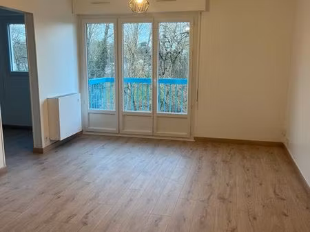 appartement meublé neuf - 46m² - deux pièces - balcon