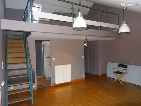 loue t2 63m2 en duplex - nantes hyper centre