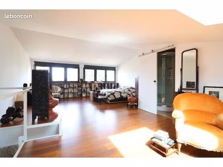 maison 6 pièces 165 m²