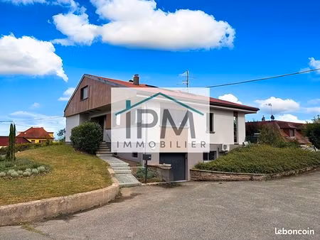 maison 7 pièces 197 m²