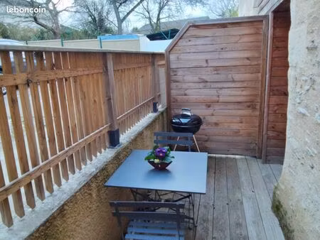 maison mitoyenne rénovée 70 m2 t3 900 euros charges comprises