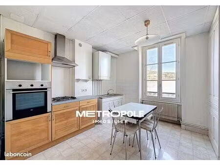 appartement 2 pièces 59 m²