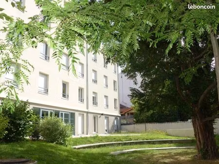 studio 1 pièce 21 m²