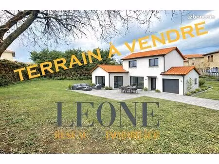 terrain 500 m² taluyers