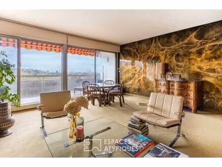 appartement avec vue panoramique sur les buttes-chaumont