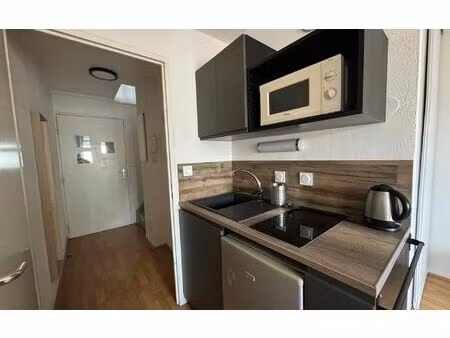 location appartement  m² t-2 à villeurbanne  722 €