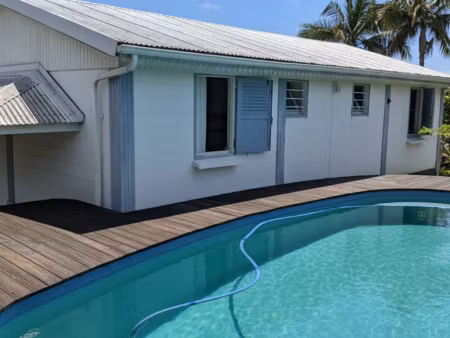 maison f4/5 - sh : 120 m2 - terrain : 576 m2