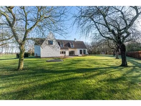 adembenemende villa te sint-kruis / damme