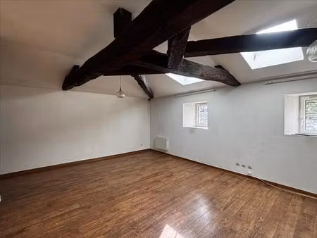 angoulême - a louer - t3 - 67 m² - plâteau