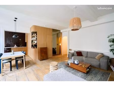 appartement 2 pièces 64 m²