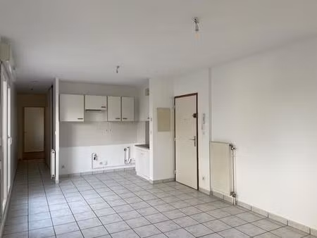 t2 non meublé - yenne