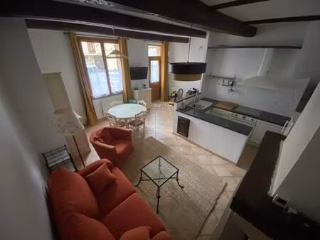 location maison 5 pièces 82 m² à vinon-sur-verdon (83560)