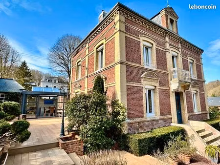 maison de maître  prestations haut de gamme – 300m2 – dpe c