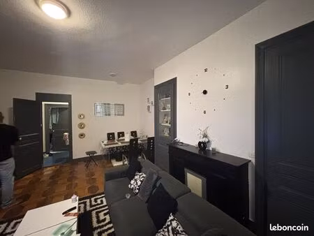 appartement t2 de 69 m²