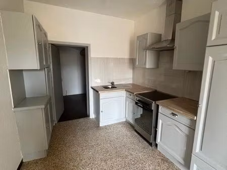 appartement t3 rénové à neuf