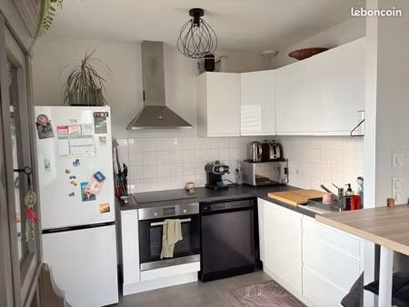 loue f3 à saint germain du puy 18390