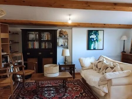 t3 meublé de standing 80m2  piscine  place de parking